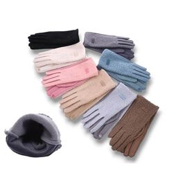 Фотография Перчатки утеплённые женские B18-3 р.6.5-8.5 "Serj" недорого оптом от прямого поставщика