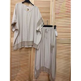 Фотография Костюм женский E180 beige р.52-62 "Emsweekis" недорого оптом от прямого поставщика