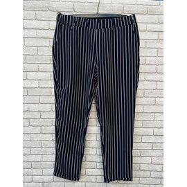 Жіночі штани VL68 black р.50-56 "VALENTINA" недорого оптом від прямого постачальника