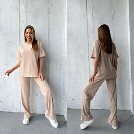 Фотография Костюм женский 2119 beige р.42-52 "LINDA" недорого оптом от прямого поставщика