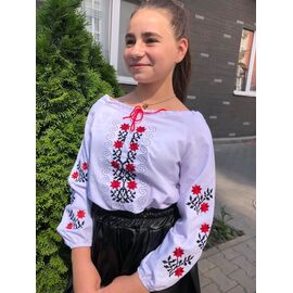 Фотография Вышиванка детская на девочку M1 white р.128-146 "Moda school" недорого оптом от прямого поставщика