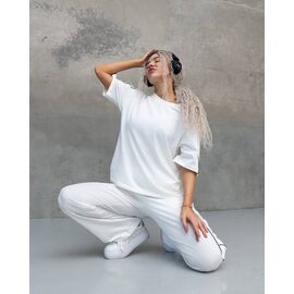 Фотография Костюм женский 35 white р.42-58 "Sinevir" недорого оптом от прямого поставщика