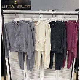 Фотография Костюм спортивный женский тёплый 500085 l.beige р.S-L "Little Secret" недорого оптом от прямого поставщика