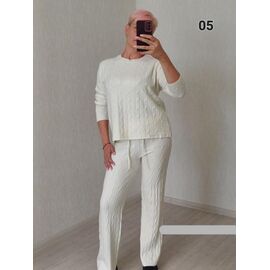 Фотография Костюм женский 05 white р.48-52 "FSN" недорого оптом от прямого поставщика