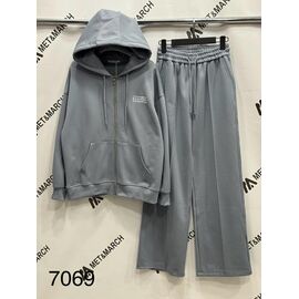 Костюм спортивний жіночий теплий 7069 grey р.one size "Met&March" недорого оптом від прямого постачальника