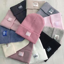 Фотография Шапка зимняя женская CN1334 mix р.56-60 "SELFI" недорого оптом от прямого поставщика