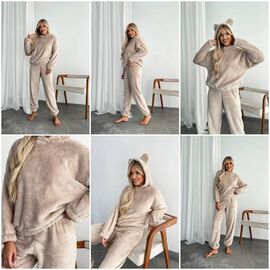 Фотография Костюм женский тёплый 1564 beige р.42-52 "Alisa Brand" недорого оптом от прямого поставщика