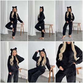 Фотография Костюм женский тёплый 1564 black р.42-52 "Alisa Brand" недорого оптом от прямого поставщика