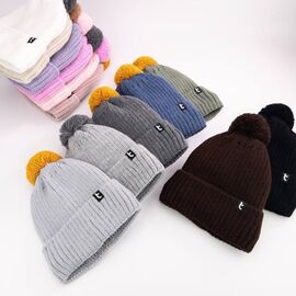 Фотография Шапка детская зимняя унисекс CN1421 mix р.52-54 "SELFI" недорого оптом от прямого поставщика