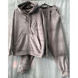 Костюм спортивний жіночий S702 beige р.52-58 "Shoptime" недорого оптом від прямого постачальника