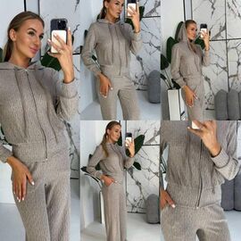 Фотография Костюм женский 1535 beige р.42-48 "BONJOUR" недорого оптом от прямого поставщика