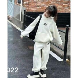 Костюм дитячий спортивний теплий на дівчинку 5022 white р.130-170 "Delfinka" недорого оптом від прямого постачальника