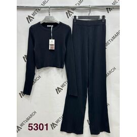 Фотография Костюм женский тёплый 5301 black р.one size "Met&March" недорого оптом от прямого поставщика