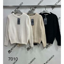 Фотография Свитер женский 7010 beige р.one size "Met&March" недорого оптом от прямого поставщика