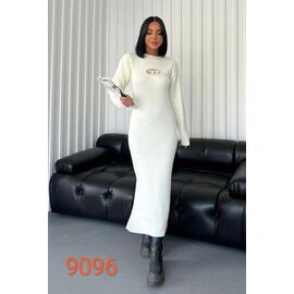 Сукня тепла жіноча 9096 milk р.42-46 "Met&March" недорого оптом від прямого постачальника