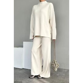 Фотография Костюм женский тёплый 0465 beige р.one size "Little Secret" недорого оптом от прямого поставщика