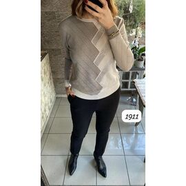 Фотография Свитер женский 1911 beige р.50-52 "Julia" недорого оптом от прямого поставщика