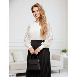 Жіноча стильна блузка великого розміру р.46-48;50-52;54-56 "LANA" купити недорого від прямого постачальника