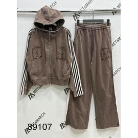 Костюм спортивний жіночий теплий 89107 brown р.S-M "Met&March" недорого оптом від прямого постачальника