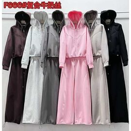 Костюм спортивний жіночий теплий F666 l.grey р.M-XL "FLORA" недорого оптом від прямого постачальника