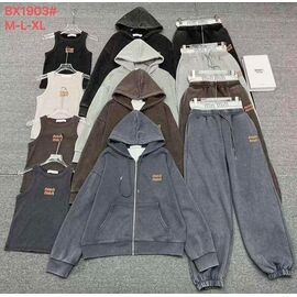 Фотография Костюм спортивный женский тёплый 1903 l.grey р.M-XL "FLORA" недорого оптом от прямого поставщика