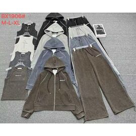 Фотография Костюм спортивный женский тёплый 1906 d.grey р.M-XL "FLORA" недорого оптом от прямого поставщика