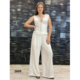 Фотография Костюм женский 2609 white р.44-46 "LOOK" недорого оптом от прямого поставщика