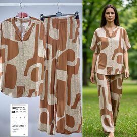 Фотография Костюм женский 227T brown р.2XL-5XL "BASE" недорого оптом от прямого поставщика