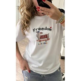 Фотография Футболка женская LR1494 white р.one size "Lora" недорого оптом от прямого поставщика