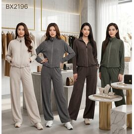 Фотография Костюм спортивный женский тёплый BX2196 brown р.one size "Dorimodes" недорого оптом от прямого поставщика