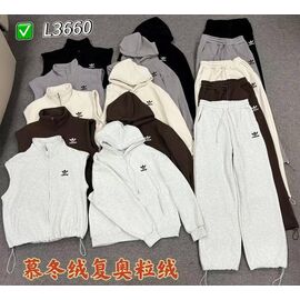 Фотография Костюм спортивный женский тёплый BD3660 brown р.M-XL "Dorimodes" недорого оптом от прямого поставщика