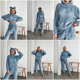 Фотография Костюм женский тёплый 1564-1 l.blue р.42-52 "Alisa Brand" недорого оптом от прямого поставщика