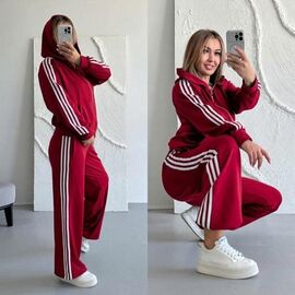 Фотография Костюм спортивный женский 5004 red р.42-52 "LINDA" недорого оптом от прямого поставщика