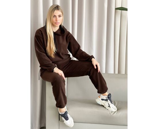 Костюм спортивный женский 500 brown р.42-50 "Adam&Eva" недорого оптом от прямого поставщика, изображение 2 Фотография Костюм спортивный женский 500 brown р.42-50 "Adam&Eva" недорого оптом от прямого поставщика, изображение 2