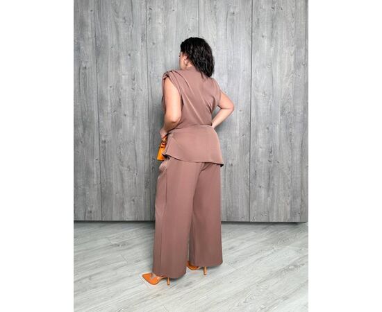Костюм женский 1076 brown р.42-52 "FEMZONE" недорого оптом от прямого поставщика, изображение 2 Фотография Костюм женский 1076 brown р.42-52 "FEMZONE" недорого оптом от прямого поставщика, изображение 2