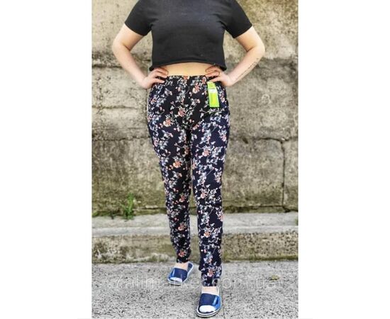 Брюки женские молодёжные летние р-ры 48-56 (цв.микс) "NICOLAS" купить недорого от прямого поставщика, изображение 4 Фотография Брюки женские молодёжные летние р-ры 48-56 (цв.микс) "NICOLAS" купить недорого от прямого поставщика, изображение 4