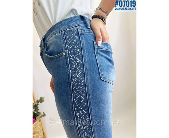 Фотография Женские джинсы со стразами размерный ряд 26,27,28,29,30,31 "PARTNERS" недорого от прямого поставщика, изображение 4