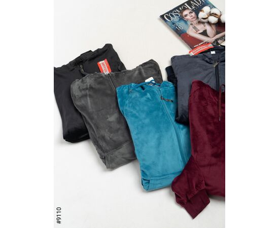 Костюм спортивний жіночий теплий 9135 р.M-3XL "Seven Group" недорого оптом від прямого постачальника, зображення 2 Костюм спортивний жіночий теплий 9135 р.M-3XL "Seven Group" недорого оптом від прямого постачальника, зображення 2