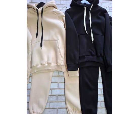 Костюм спортивний жіночий 5014 beige р.S-XL "Newe" недорого оптом від прямого постачальника Костюм спортивний жіночий 5014 beige р.S-XL "Newe" недорого оптом від прямого постачальника