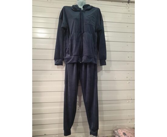 Костюм спортивний жіночий теплий A154 black р.46-52 "Akvarel" недорого оптом від прямого постачальника Костюм спортивний жіночий теплий A154 black р.46-52 "Akvarel" недорого оптом від прямого постачальника