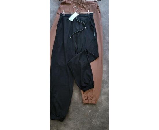 Штани спортивні жіночі LR501 black р.S-XL "Lora" недорого оптом від прямого постачальника Штани спортивні жіночі LR501 black р.S-XL "Lora" недорого оптом від прямого постачальника