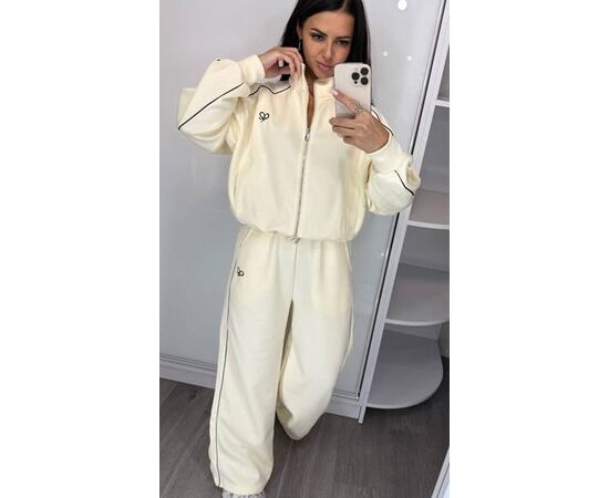 Костюм спортивный женский тёплый LR525 l.beige р.M-XL "Lora" недорого оптом от прямого поставщика Фотография Костюм спортивный женский тёплый LR525 l.beige р.M-XL "Lora" недорого оптом от прямого поставщика