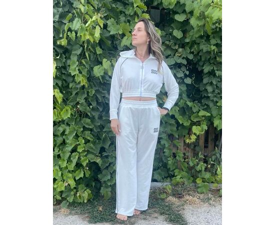 Костюм спортивный женский тёплый P59 white р.42-48 "Paractives" недорого оптом от прямого поставщика Фотография Костюм спортивный женский тёплый P59 white р.42-48 "Paractives" недорого оптом от прямого поставщика