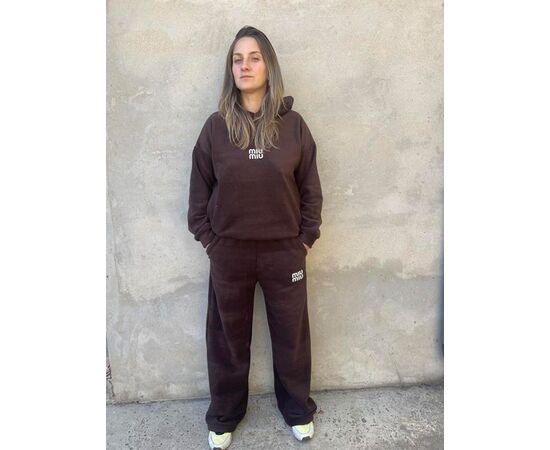 Костюм спортивный женский P63 brown р.42-52 "Paractives" недорого оптом от прямого поставщика Фотография Костюм спортивный женский P63 brown р.42-52 "Paractives" недорого оптом от прямого поставщика