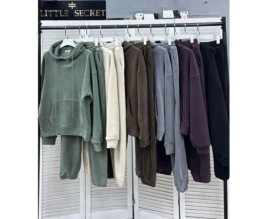 Костюм спортивный женский 35010 khaki р.M-XL "Little Secret" недорого оптом от прямого поставщика Фотография Костюм спортивный женский 35010 khaki р.M-XL "Little Secret" недорого оптом от прямого поставщика