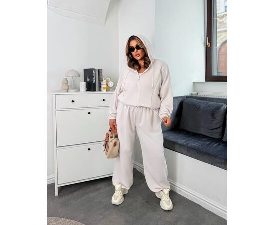 Костюм спортивний жіночий теплий 1140 l.beige р.42-58 "FEMZONE" недорого оптом від прямого постачальника Костюм спортивний жіночий теплий 1140 l.beige р.42-58 "FEMZONE" недорого оптом від прямого постачальника