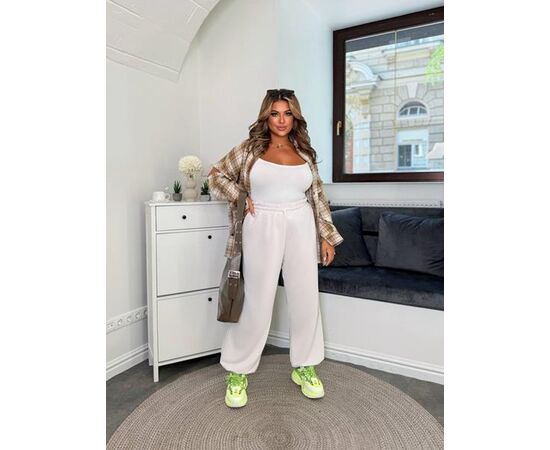 Штани спортивні жіночі 1142 l.beige р.42-58 "FEMZONE" недорого оптом від прямого постачальника Штани спортивні жіночі 1142 l.beige р.42-58 "FEMZONE" недорого оптом від прямого постачальника