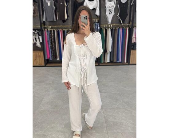 Костюм женский 1613 white р.42-48 "BONJOUR" недорого оптом от прямого поставщика Фотография Костюм женский 1613 white р.42-48 "BONJOUR" недорого оптом от прямого поставщика