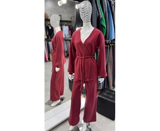 Костюм жіночий теплий 5167 red р.42-52 "BONJOUR" недорого оптом від прямого постачальника Костюм жіночий теплий 5167 red р.42-52 "BONJOUR" недорого оптом від прямого постачальника