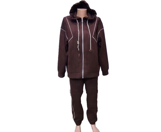 Костюм спортивный женский тёплый 969 brown р.50-56 "LIArt" недорого оптом от прямого поставщика Фотография Костюм спортивный женский тёплый 969 brown р.50-56 "LIArt" недорого оптом от прямого поставщика